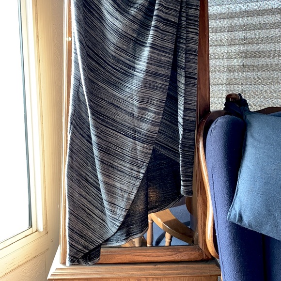 Gray/Black Asymmetrical Dress - Picture 3 of 5